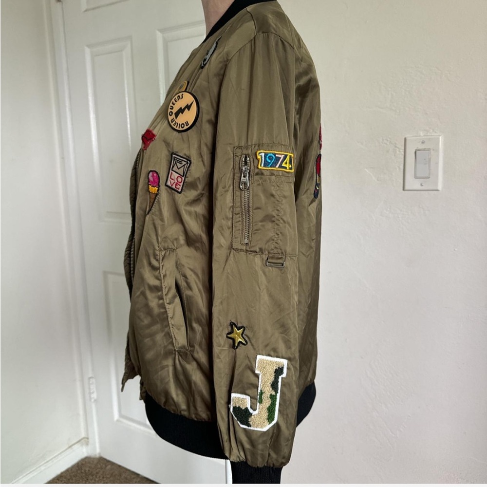Zara patch bomber jacket - Picture 2 of 4